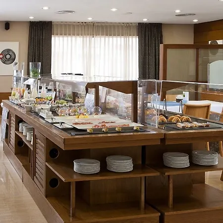 Hotel Up 4*