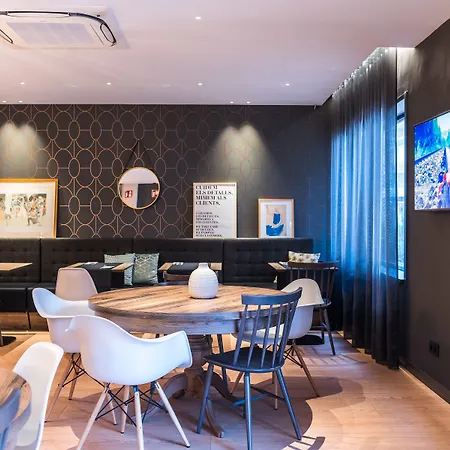 Hotell Up Vic