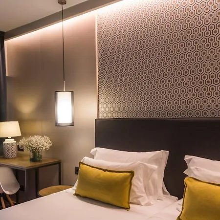 Hotell Up 4*