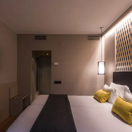 Up Hotel Vic