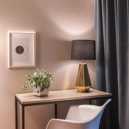Up Hotel