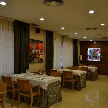 Up Hotel Vic